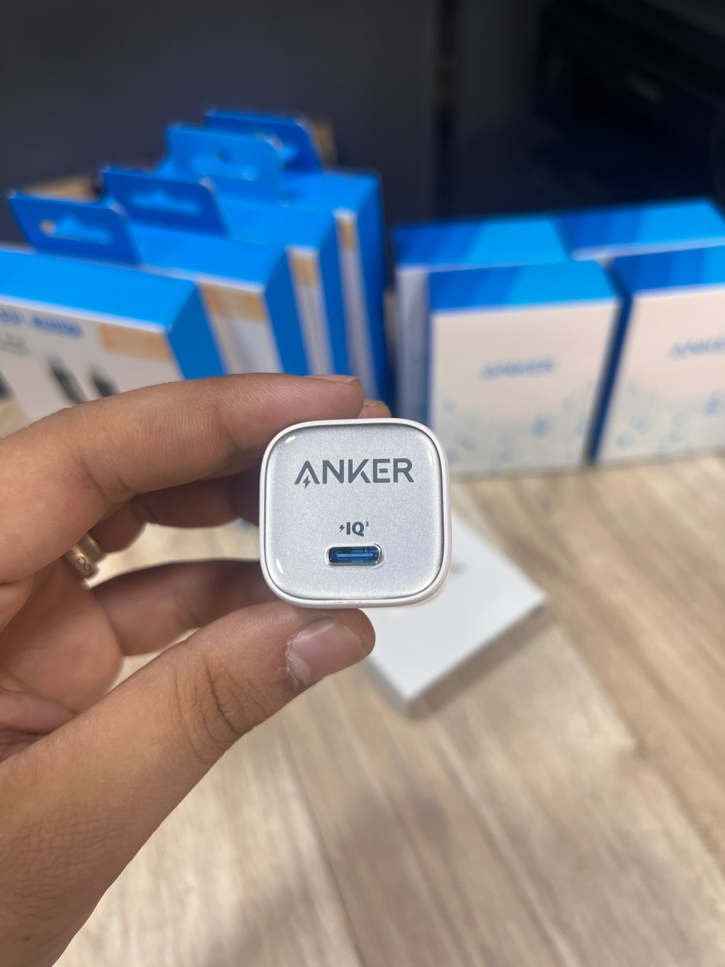 Anker Zolo 20W + Cable Anker 1.5m 240w